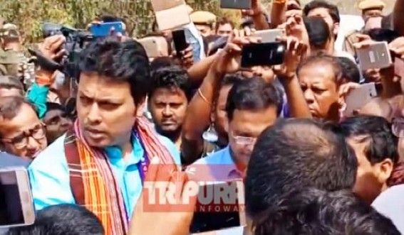 Tripura CM suspends Officers, Quality Inspectors for poor road maintenance  : 'No need of such officers !', says CM